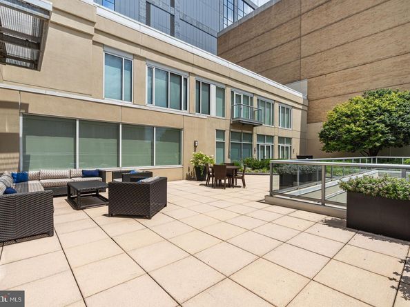 23 S 23rd Street 2L, Philadelphia PA 19103