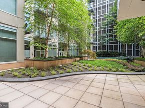 23 S 23rd Street 2L, Philadelphia PA 19103