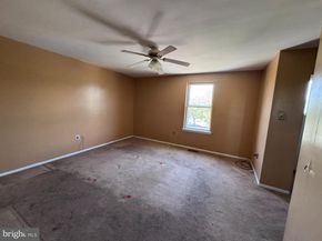 8104 Lindbergh Boulevard, Philadelphia PA 19153