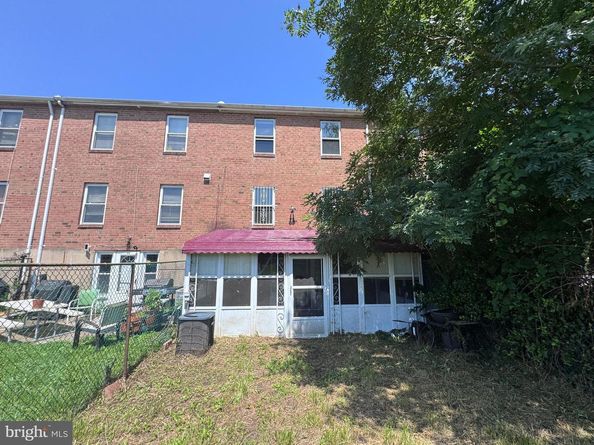 8104 Lindbergh Boulevard, Philadelphia PA 19153
