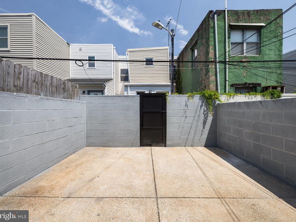 335 Daly Street, Philadelphia PA 19148