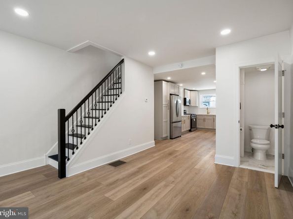 335 Daly Street, Philadelphia PA 19148