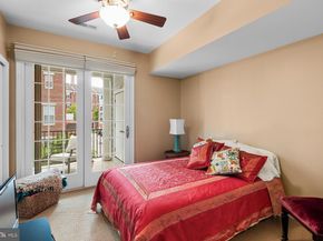 606 Admirals Way, Philadelphia PA 19146