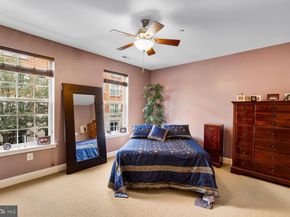 606 Admirals Way, Philadelphia PA 19146