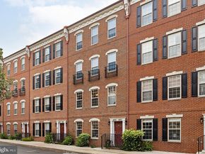 606 Admirals Way, Philadelphia PA 19146