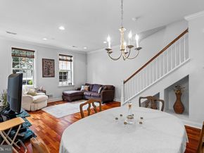 606 Admirals Way, Philadelphia PA 19146