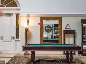 606 Admirals Way, Philadelphia PA 19146