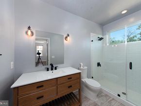 3542 Warder Street NW 204, Washington DC 20010