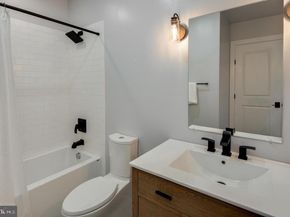 3542 Warder Street NW 204, Washington DC 20010