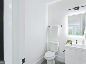 3200 22nd Street NE 103, Washington DC 20018