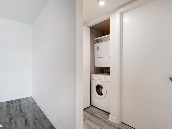1942 Kennedy Drive 104, Mclean VA 22102
