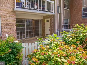 1942 Kennedy Drive 104, Mclean VA 22102