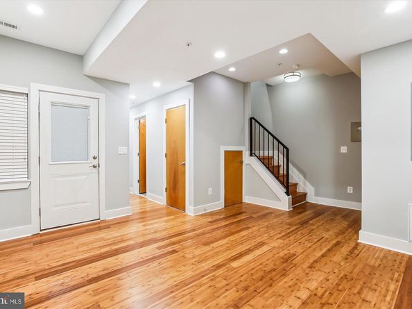 3404 13TH Street NW 102, Washington DC 20010