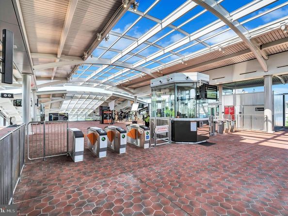 3600 S Glebe Road 409W, Arlington VA 22202