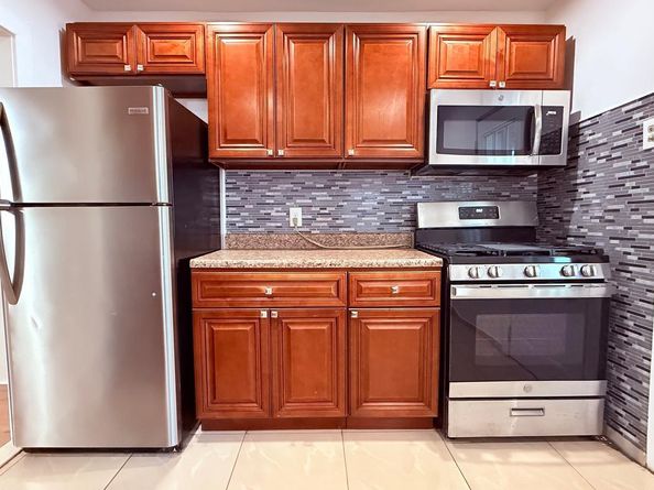 6424 Bingham Street, Philadelphia PA 19111