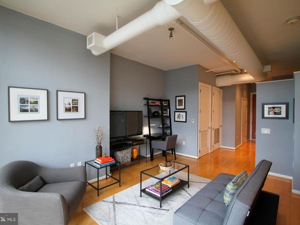 811 4TH Street NW 814, Washington DC 20001