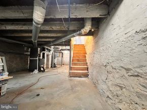 1143 Chestnut Street, Darby PA 19023