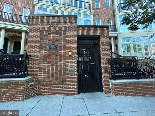 2200 17TH Street NW G76, Washington DC 20009