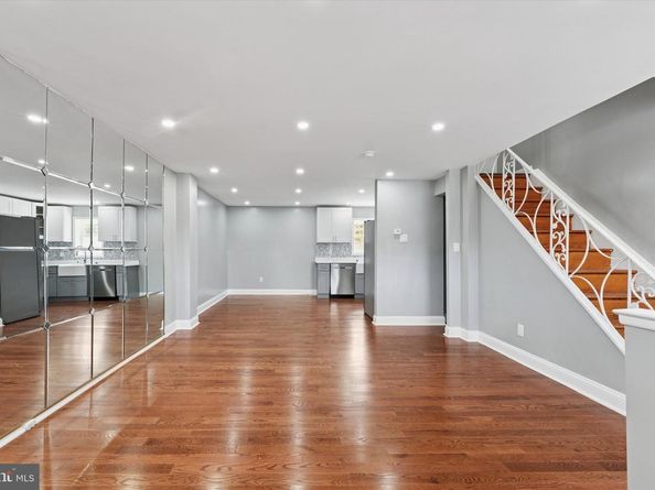 1319 Patrick Henry Place, Philadelphia PA 19122