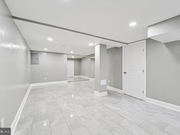 1319 Patrick Henry Place, Philadelphia PA 19122