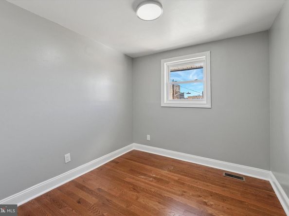 1319 Patrick Henry Place, Philadelphia PA 19122