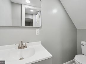 1319 Patrick Henry Place, Philadelphia PA 19122