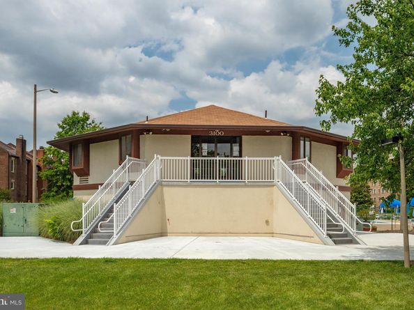 10208 Bushman Drive, Oakton VA 22124