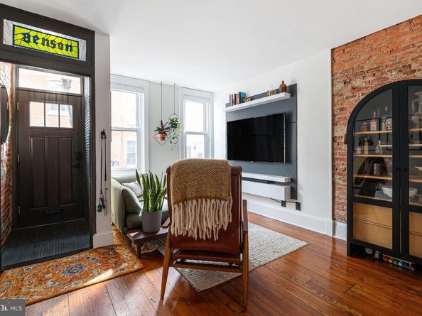 2411 Perot Street, Philadelphia PA 19130