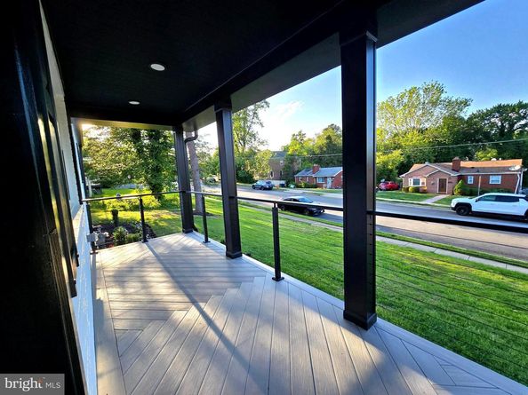 6065 Munson Hill Road, Falls Church VA 22044
