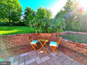 6065 Munson Hill Road, Falls Church VA 22044