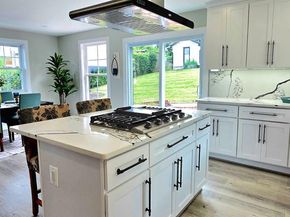 6065 Munson Hill Road, Falls Church VA 22044