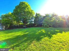 6065 Munson Hill Road, Falls Church VA 22044