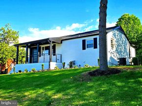 6065 Munson Hill Road, Falls Church VA 22044