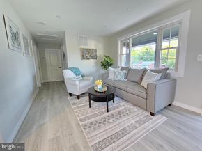 6065 Munson Hill Road, Falls Church VA 22044