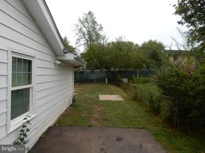 1314 E Holly Avenue, Sterling VA 20164