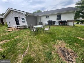 1314 E Holly Avenue, Sterling VA 20164