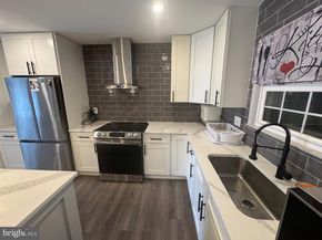 1314 E Holly Avenue, Sterling VA 20164
