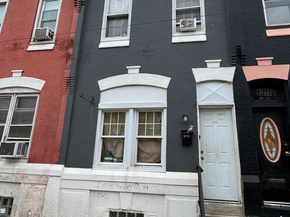 2725 W Oakdale Street, Philadelphia PA 19132