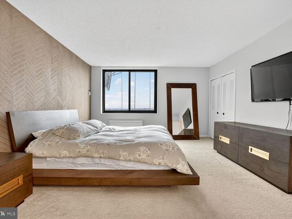 3701 S George Mason Drive 1915N, Falls Church VA 22041