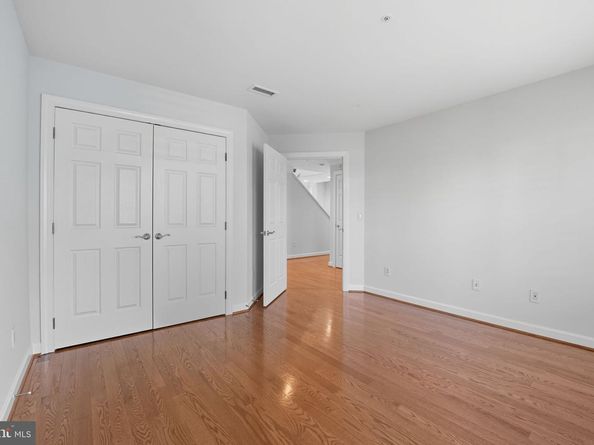 2124 21st Road N, Arlington VA 22201