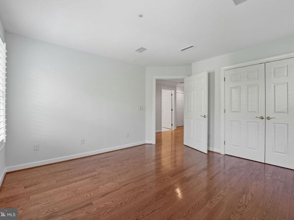 2124 21st Road N, Arlington VA 22201
