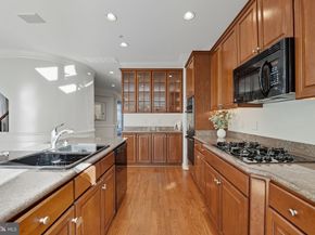 2124 21st Road N, Arlington VA 22201