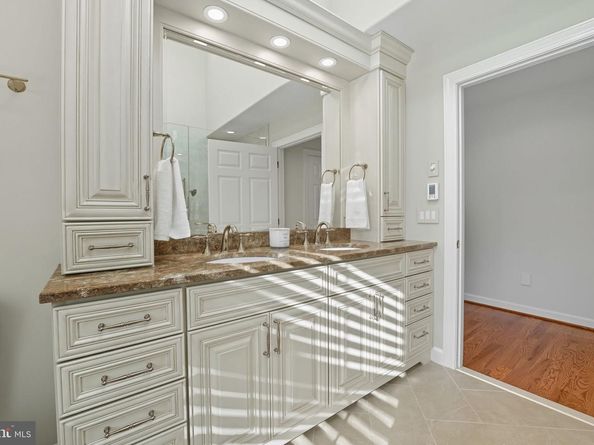 2124 21st Road N, Arlington VA 22201