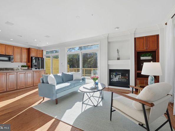 2124 21st Road N, Arlington VA 22201