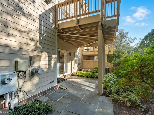 2124 21st Road N, Arlington VA 22201