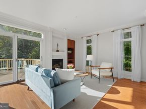 2124 21st Road N, Arlington VA 22201