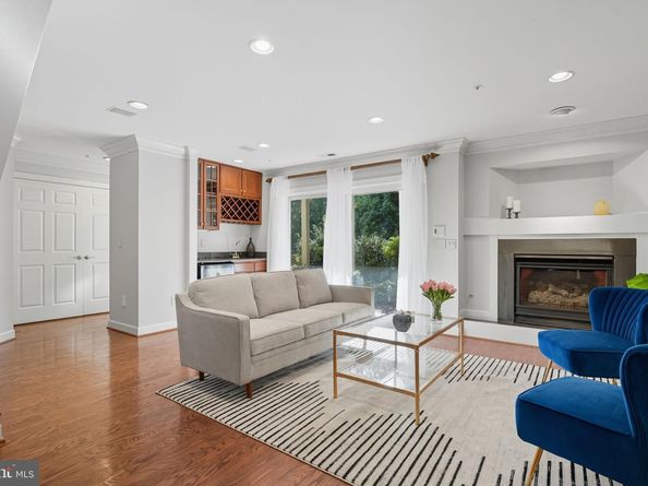 2124 21st Road N, Arlington VA 22201
