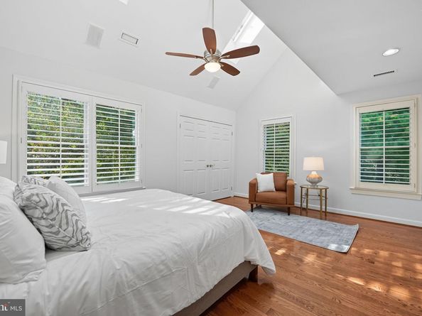 2124 21st Road N, Arlington VA 22201