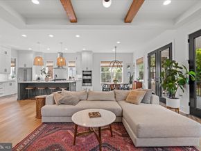 2728 N Edison Street, Arlington VA 22207