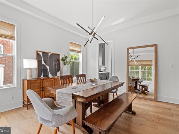 2728 N Edison Street, Arlington VA 22207
